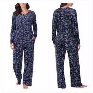 Nautica Blue Fleece Women’s Pajama Set-NEW